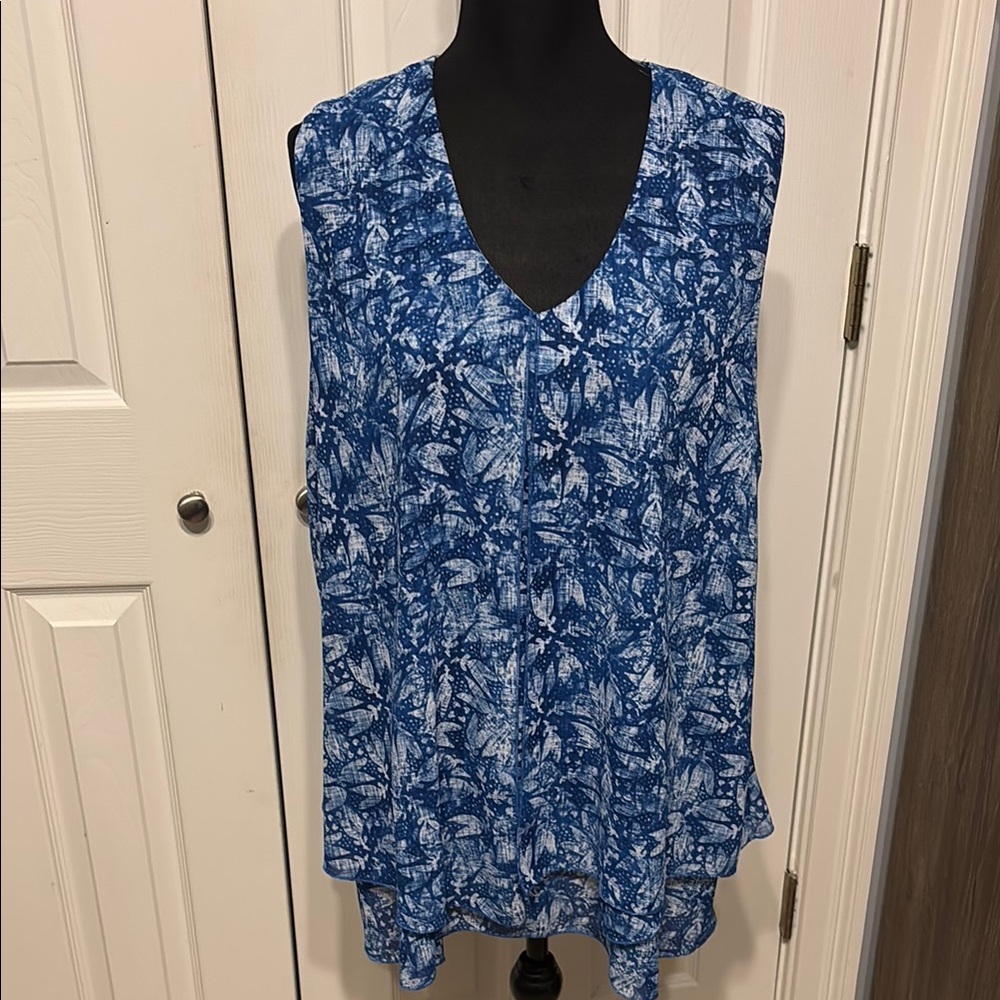NorthStyle Plus Flyaway Top